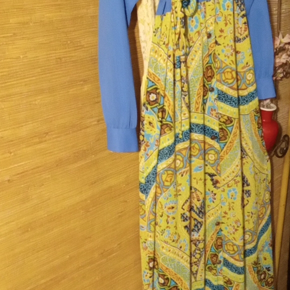 Vintage Gilead Dress w/ waist draw string - Picture 2 of 5